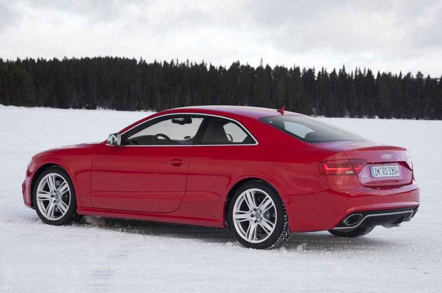  Audi RS5 Coupe 2012 года  (WW) (фото 19 из 85)